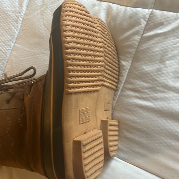 NWT Khombu Annabelle Fur-lined & Suede Duck Boots Size 8 1/2 - Picture 7 of 7